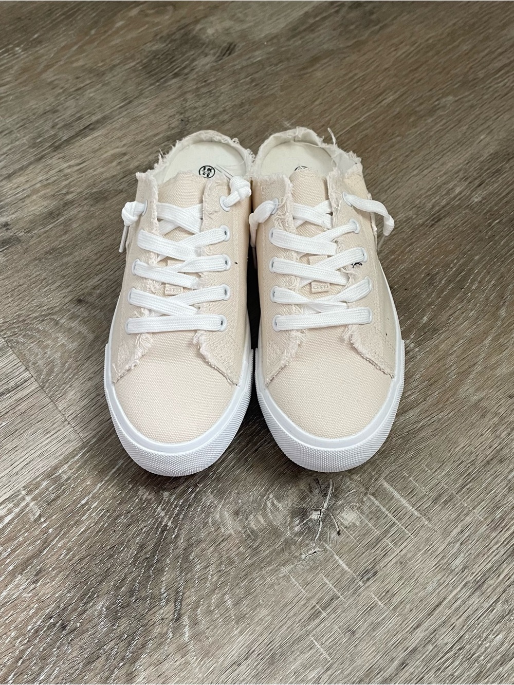 Women’s Size 8.5 Cream Distressed Lace-Up High-Top Sneakers Casual Canvas Shoes
